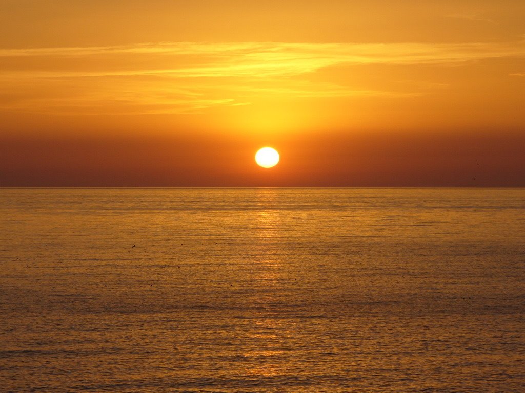 L'Ile-Rousse - sunset in the Mediterranean sea by jeffwarder