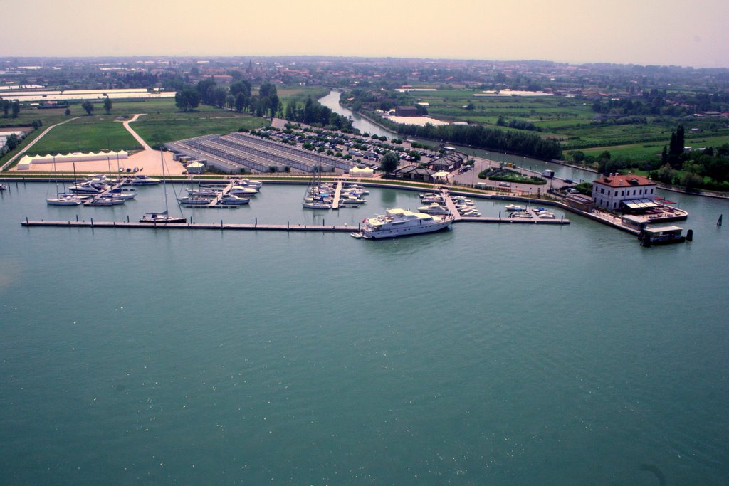 Marina Fiorita - foto aerea by Alvise Costantini