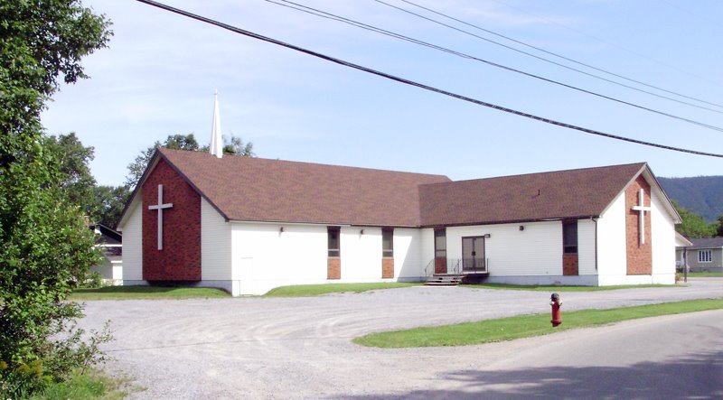 Pasedena Pentecostal Church by Noel Loveys