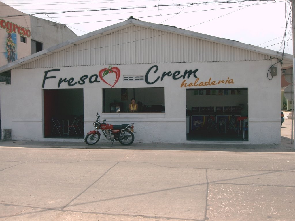 Fresa crem by pereirano263