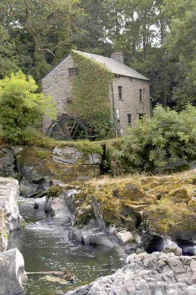 Yr Hen Felin, Cenarth, Ceredigion. (The Old Mill). by Sion Jones