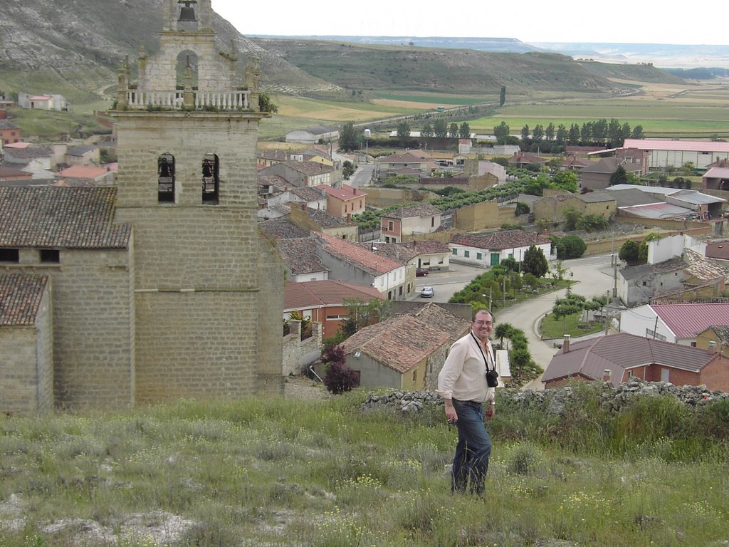 Alfonso Somoza . En plena faena fotográfica. Villamediana (Palencia) by ©-Miguel A. Rodrígue…