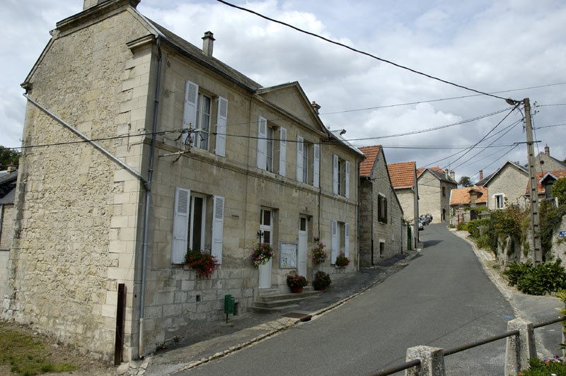 Mairie de Celles-sur-Aisne by Arnaud FIOCRET