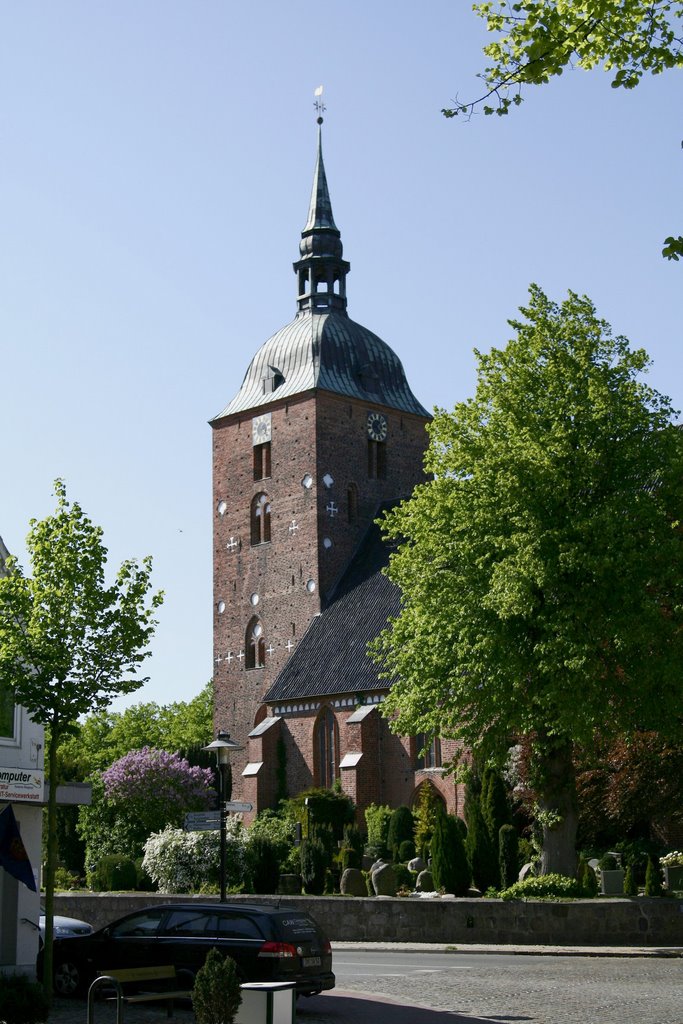 St. Nikolai, Burg by Frank Mandau