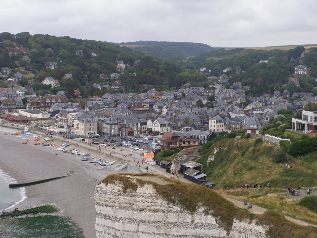 Etretat vue depuis la falaise by moundher