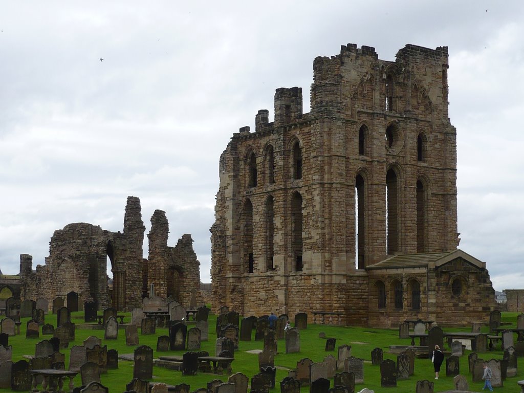 Tynemouth Priory, Aug 208 by Thomas58