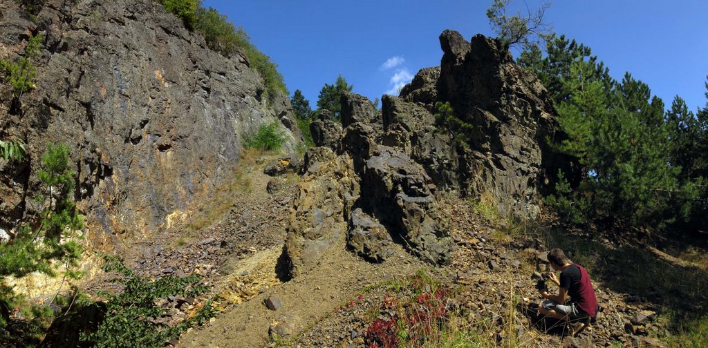 Povrchove dobyvky na vrchu Glanzenberg (surface mining sites at the Glanzenberg Hill) by misko.macko