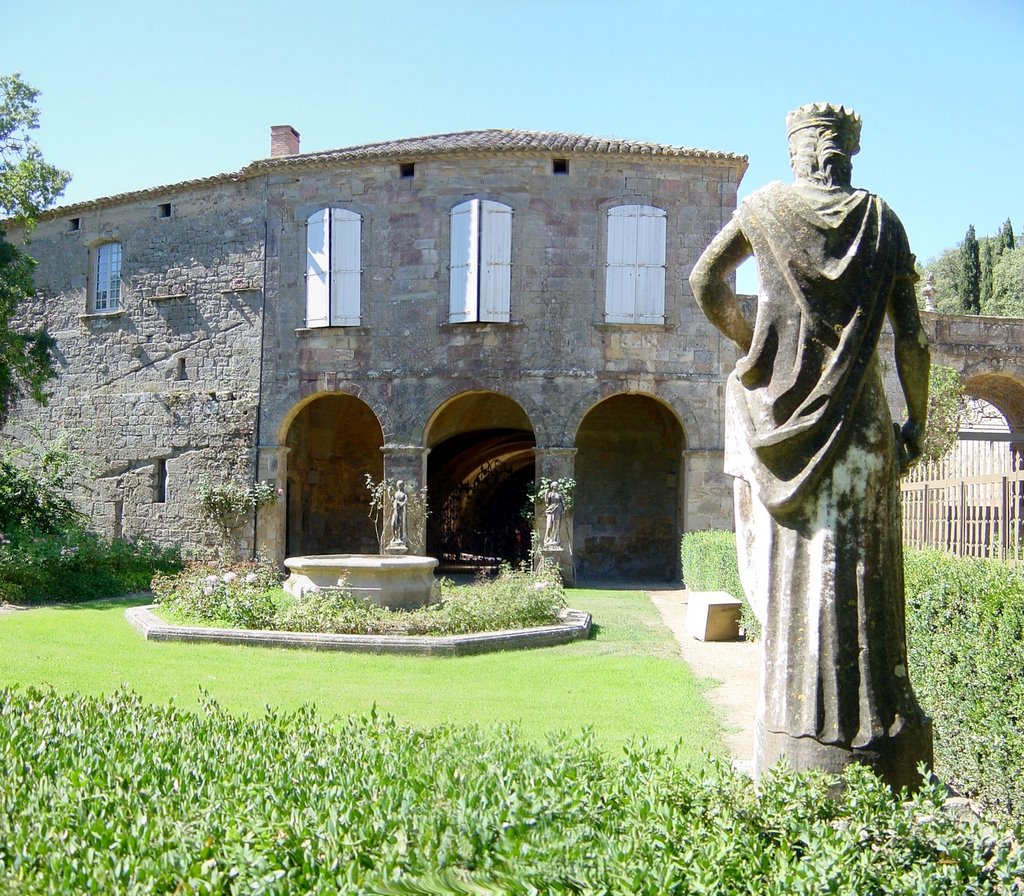 Abbaye de fontfroide by Patrice Delaye