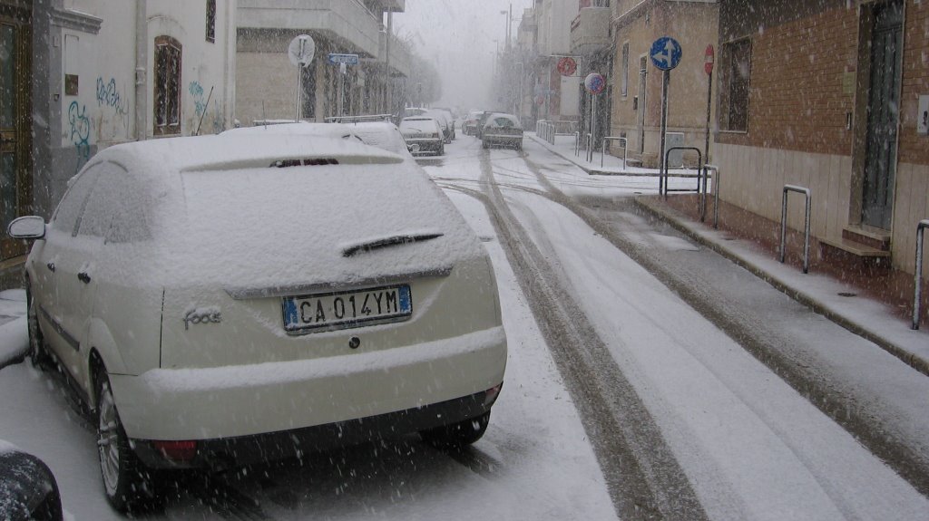 Neve a Bitritto by Giuseppe Giove