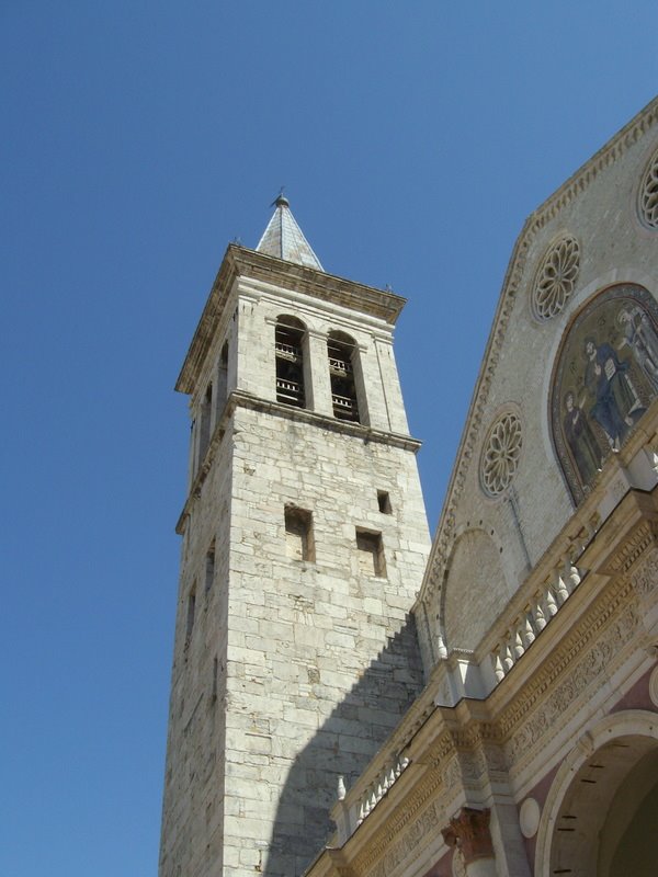 Duomo e Campanile by mario giuliano