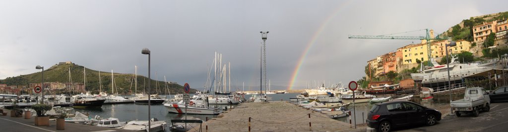 Arcobaleno dalla Capitaneria di Porto by Galdini Luigi