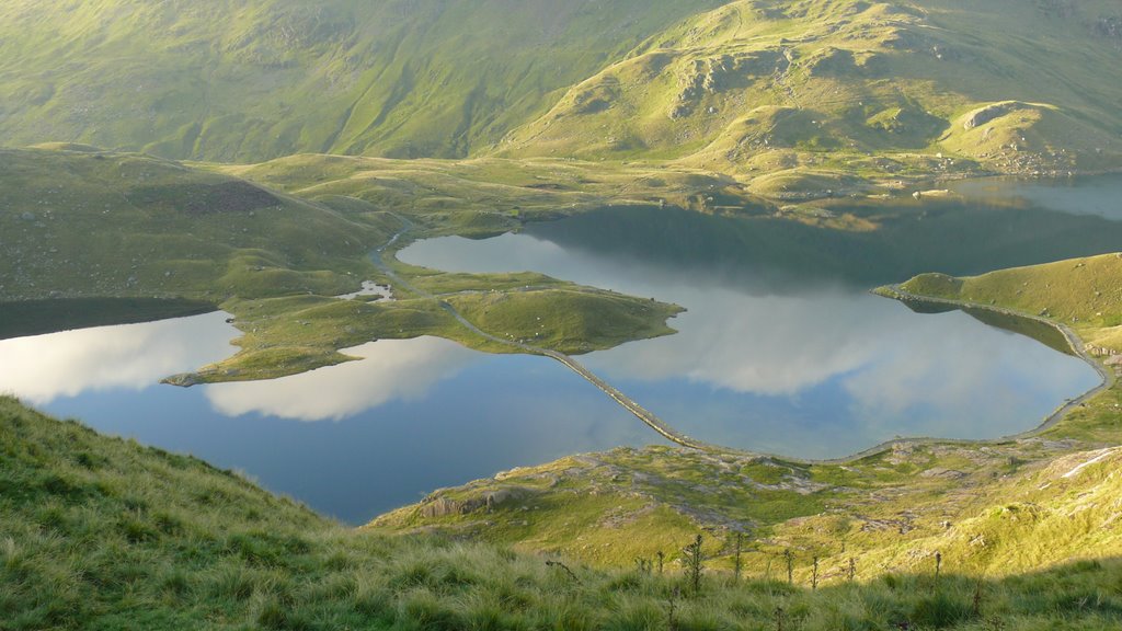 Snowdonia Park by vladosak