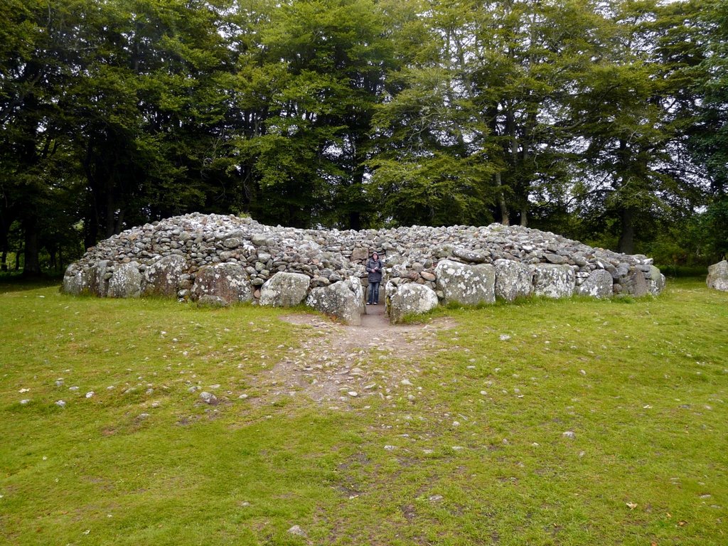 Balnuaran of Clava: North east cairn by makke