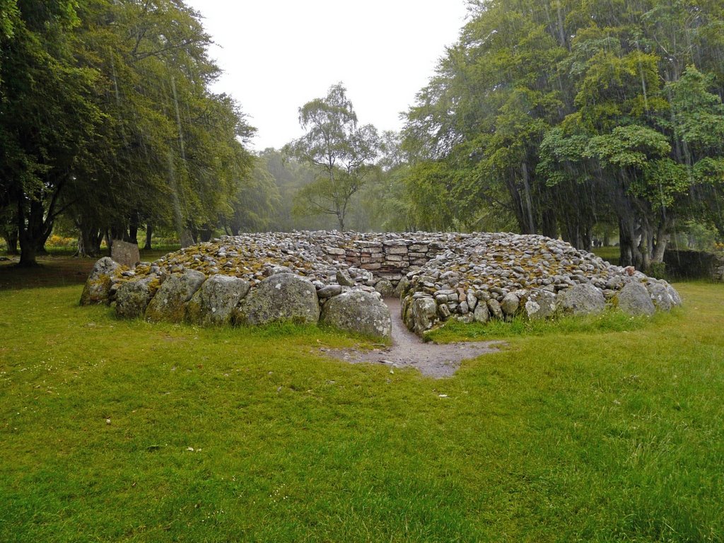 Balnuaran of Clava: South west cairn by makke