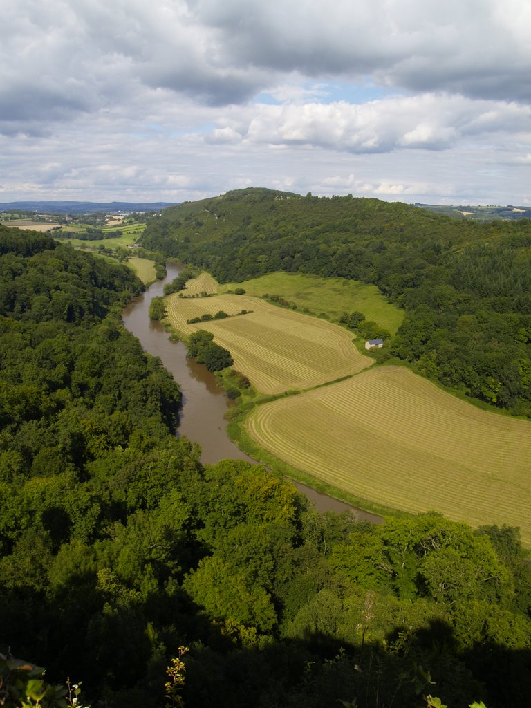 Symonds Yat Forest of Dean Gloucestershire by Simon Latcham