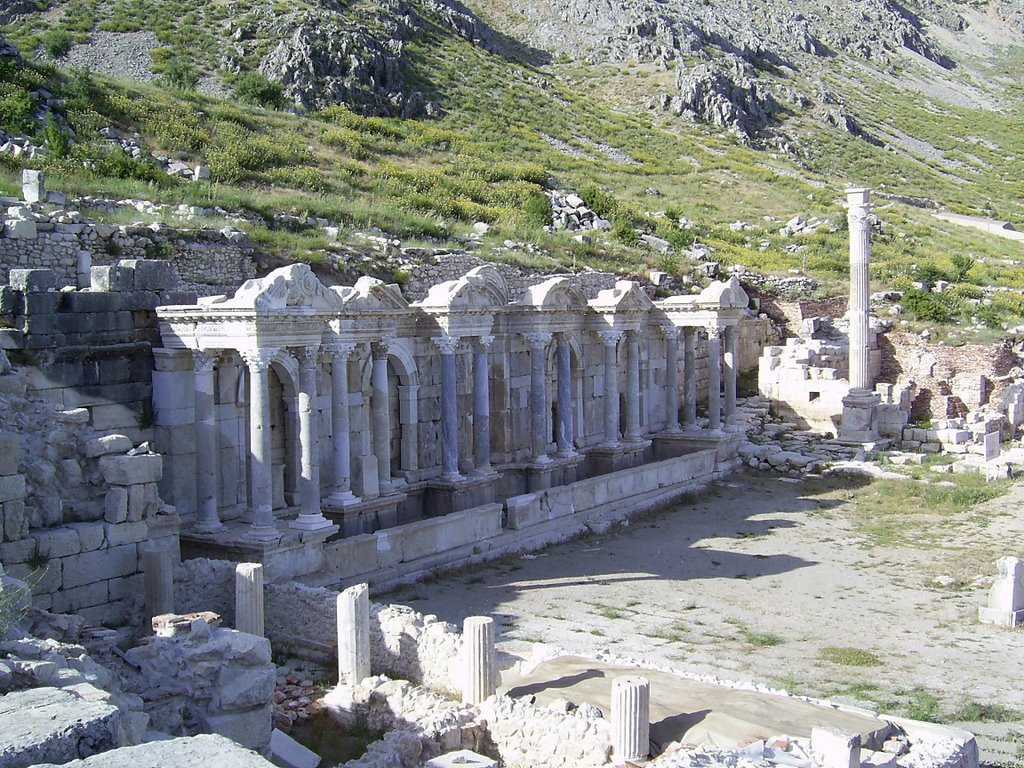 Sagalassos pazar yeri çeşmesi by acrep