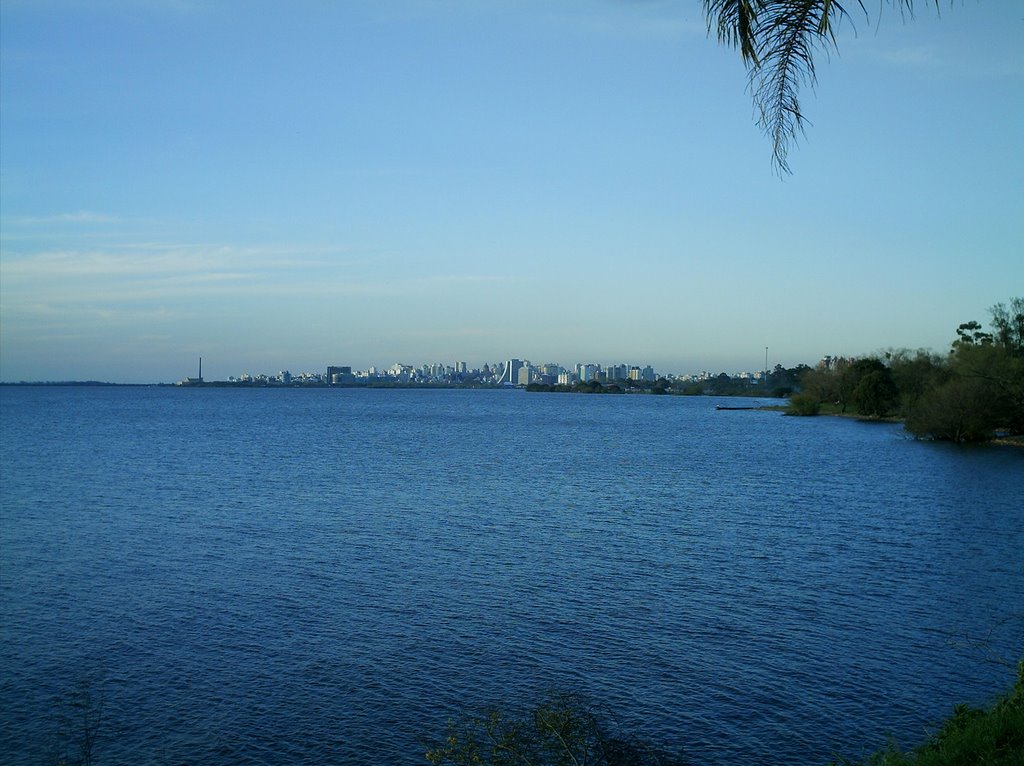 Porto Alegre by aaliski