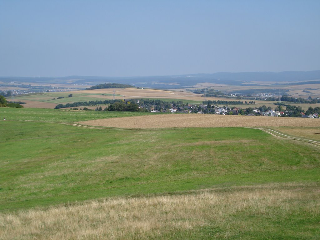 Blick vom Mensfelder Kopf auf Mensfelden by d.simon