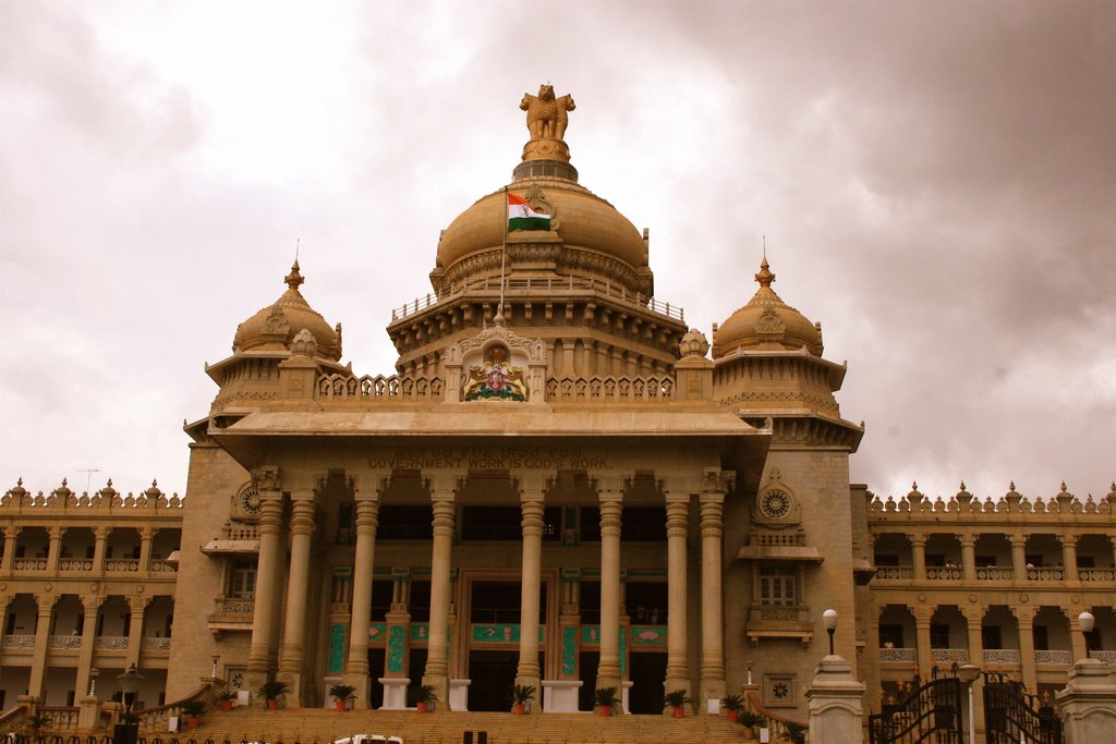 Vidhana Soudha, Bangalore, India by ajoramos