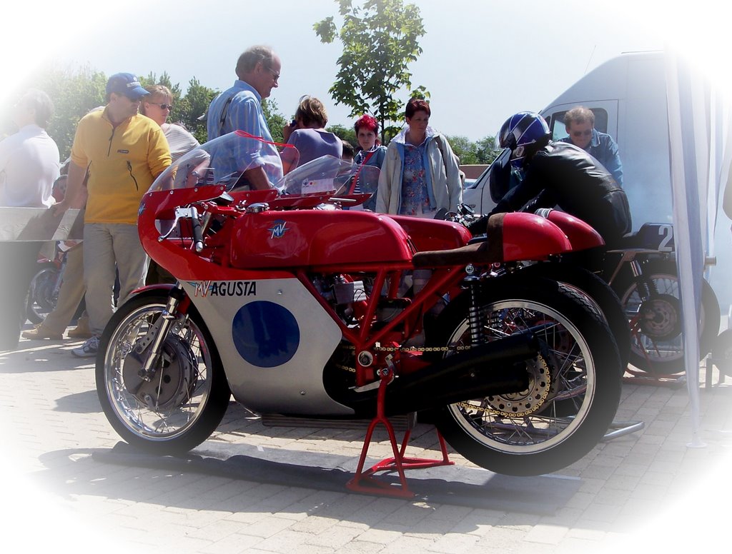 Rockanje Classics MV agusta 350cc by Wil en Ed