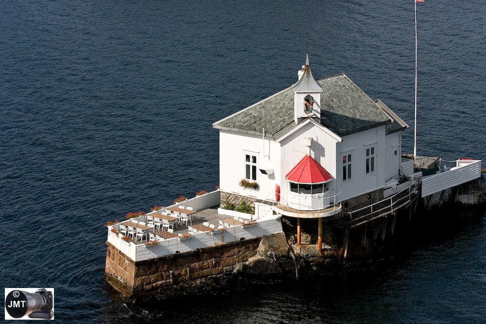 Restaurant im Oslofjord by jmueti