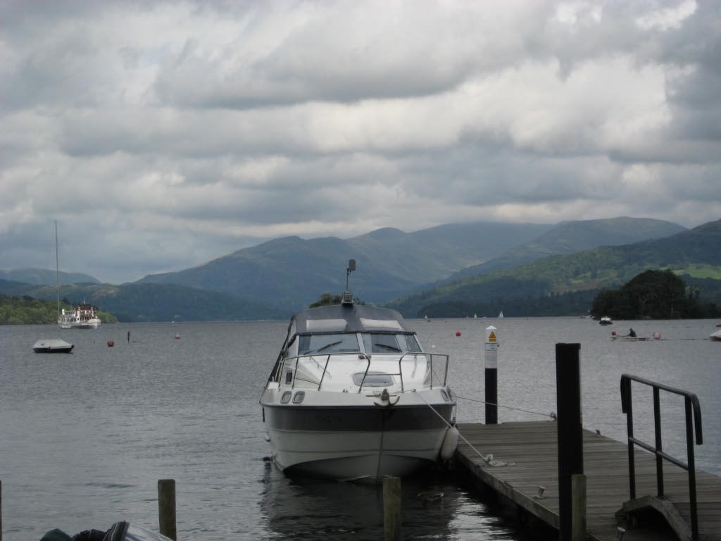 Bowness-on-Windermere, Windermere LA23, UK by athertm