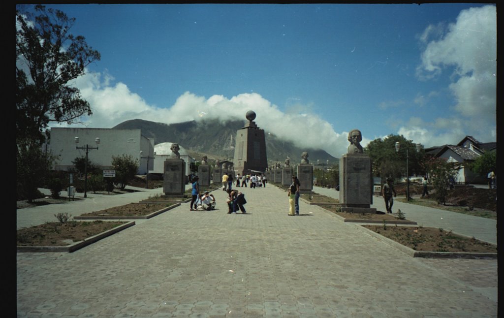 La Mitad del Mundo. Ecuador by Esteban Lette