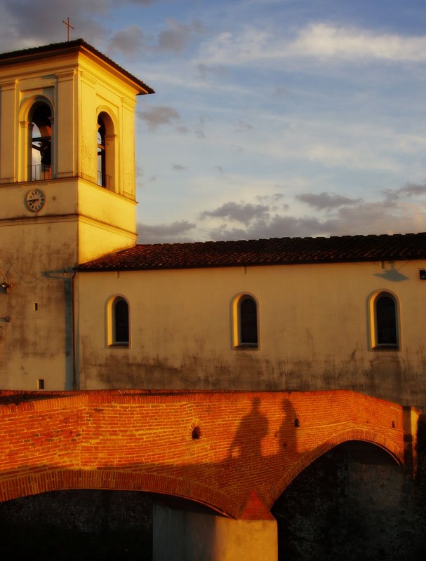 Ponte e chiesa parrocchiale a Ferruccia by Gianluluc