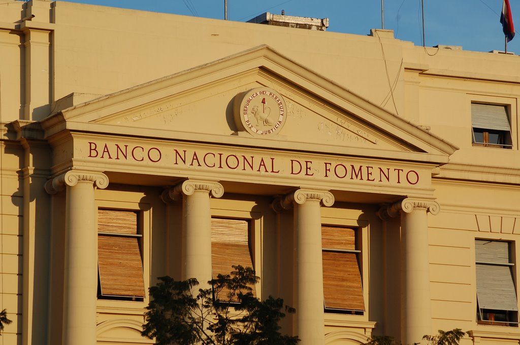 Banco de Fomento by waferre