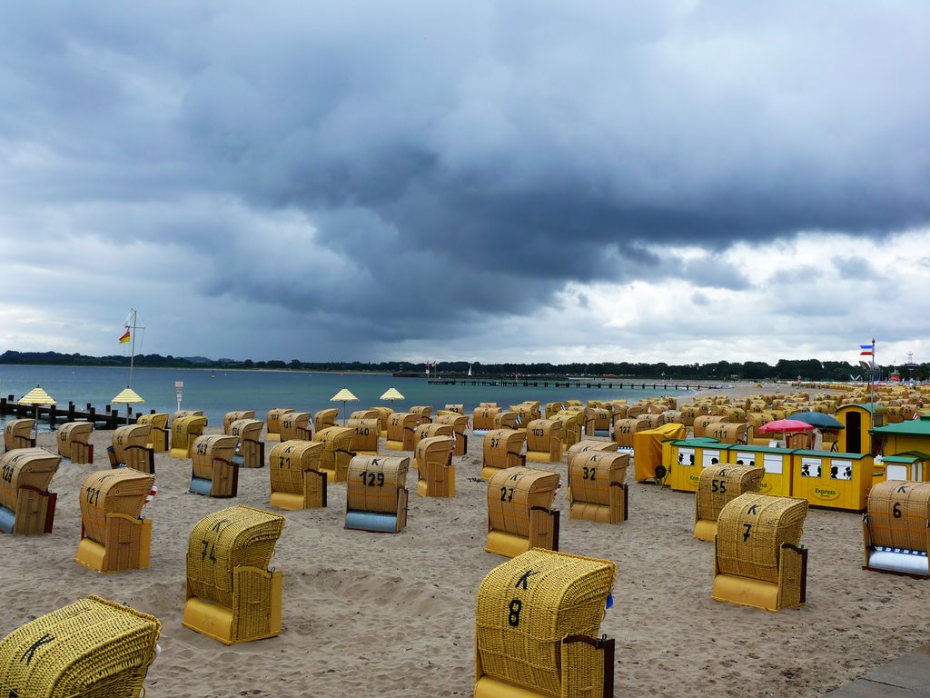 Travemünde bei Unwetter by StevenPixel