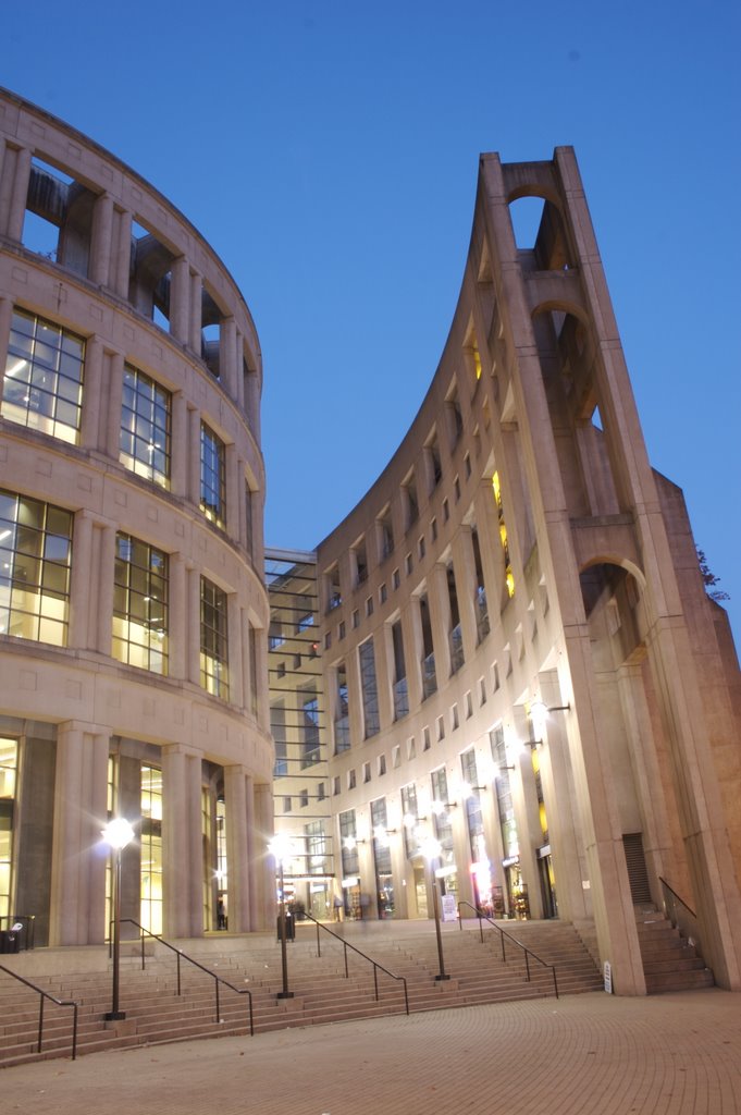 Vancouver Library by artinge3