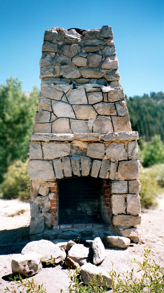 Chimney at Marlette Lake by nitsud