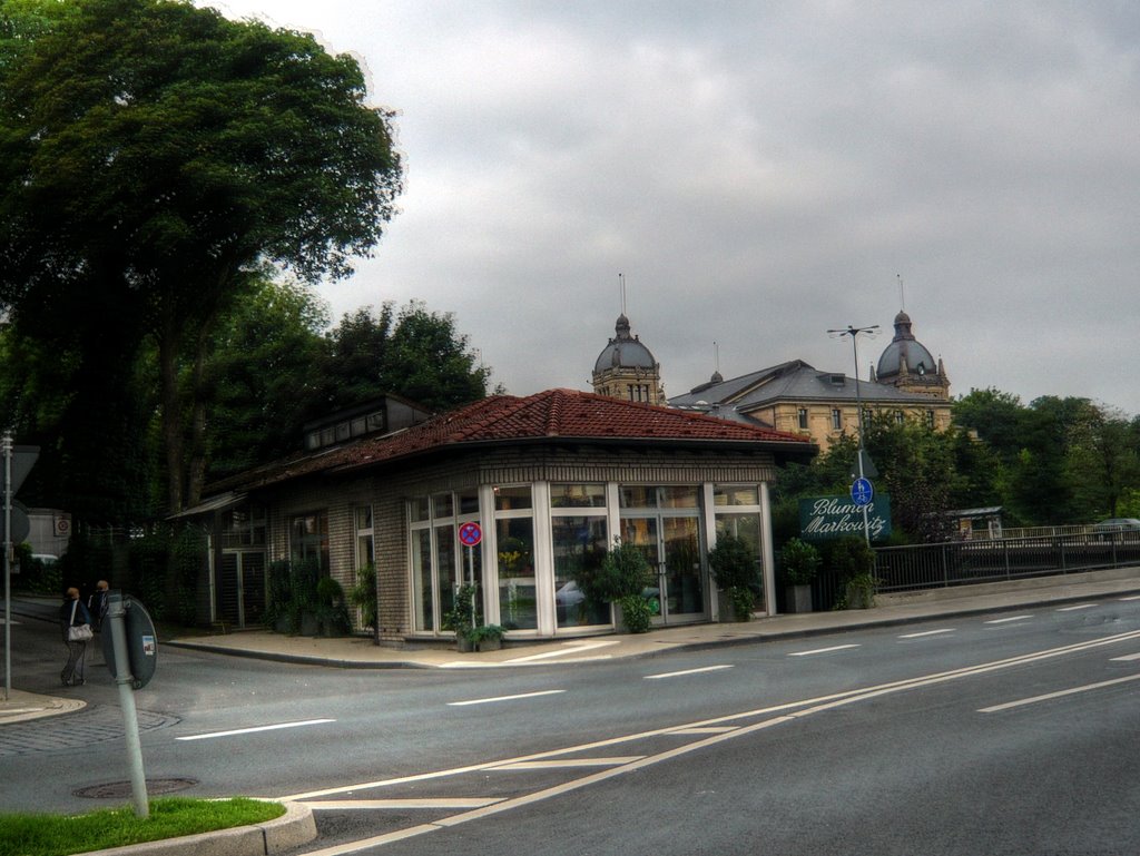 Südstadt, Wuppertal, Germany by Ralf Es