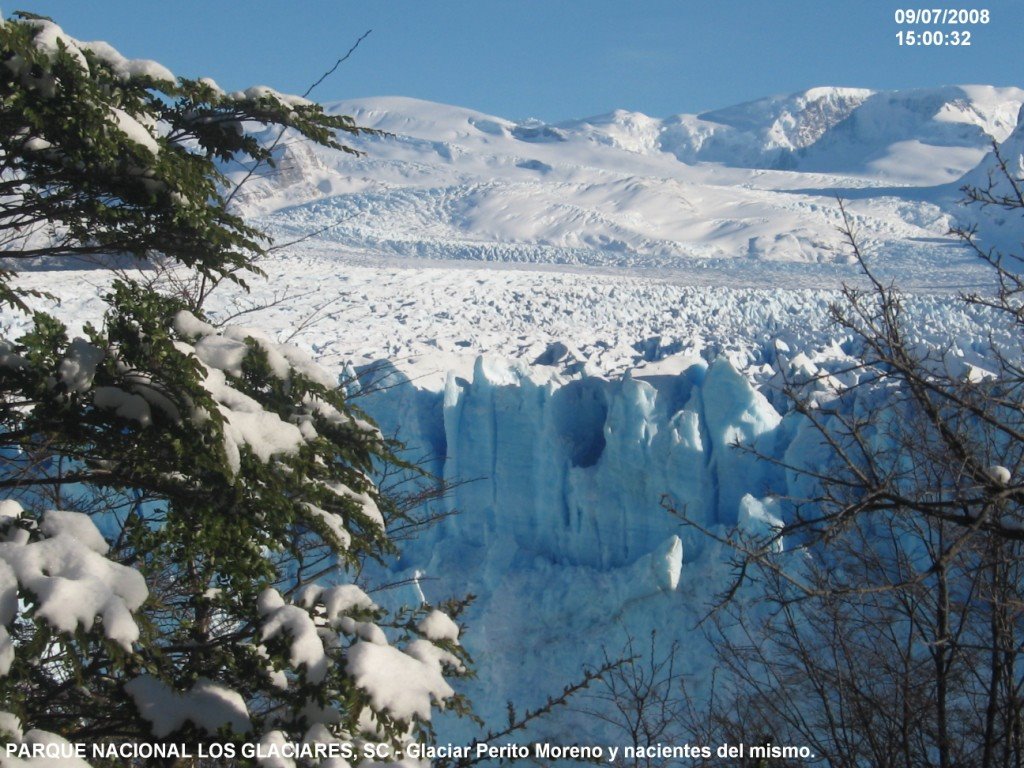 Glaciar Perito Moreno en el día de su ruptura (9/9/08) by Marcelo H. Montibell…