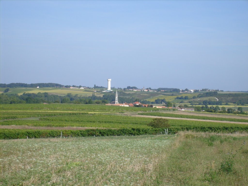 Vue sur Barzan depuis le lieu-dit Chez Jourdain by FrenchCobber