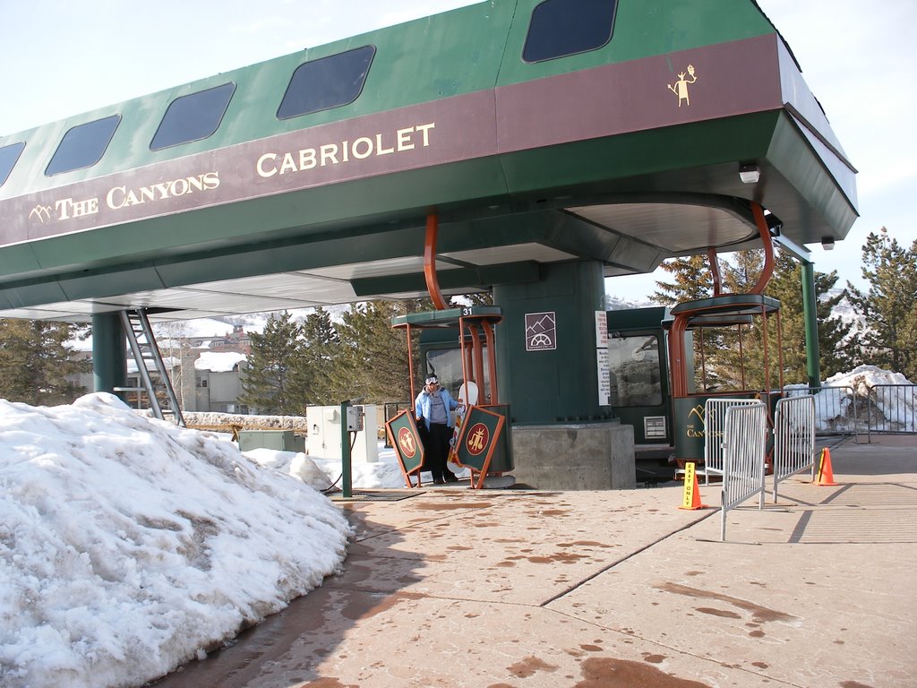 Cabriolet Lift, Canyons by powderpups