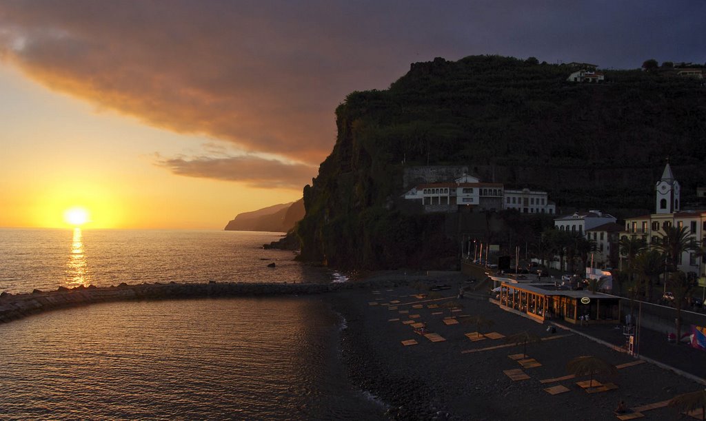 Ponta do Sol, Madeira by Olaf Rekort