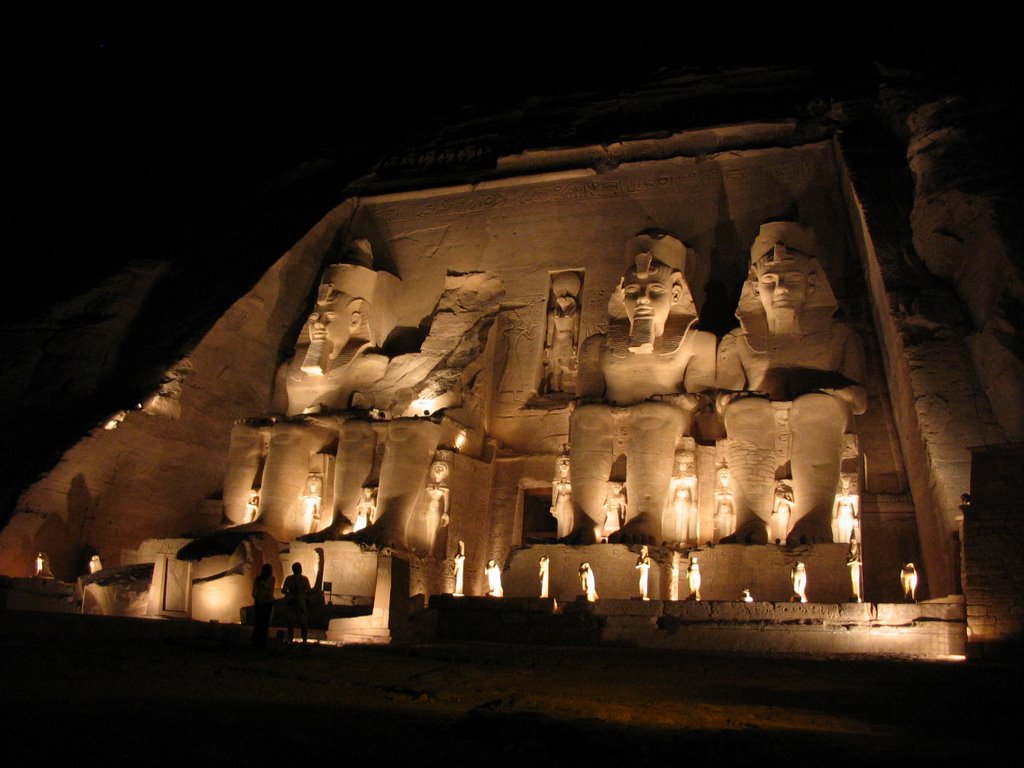 Abu Simbel Night by adiazlopez