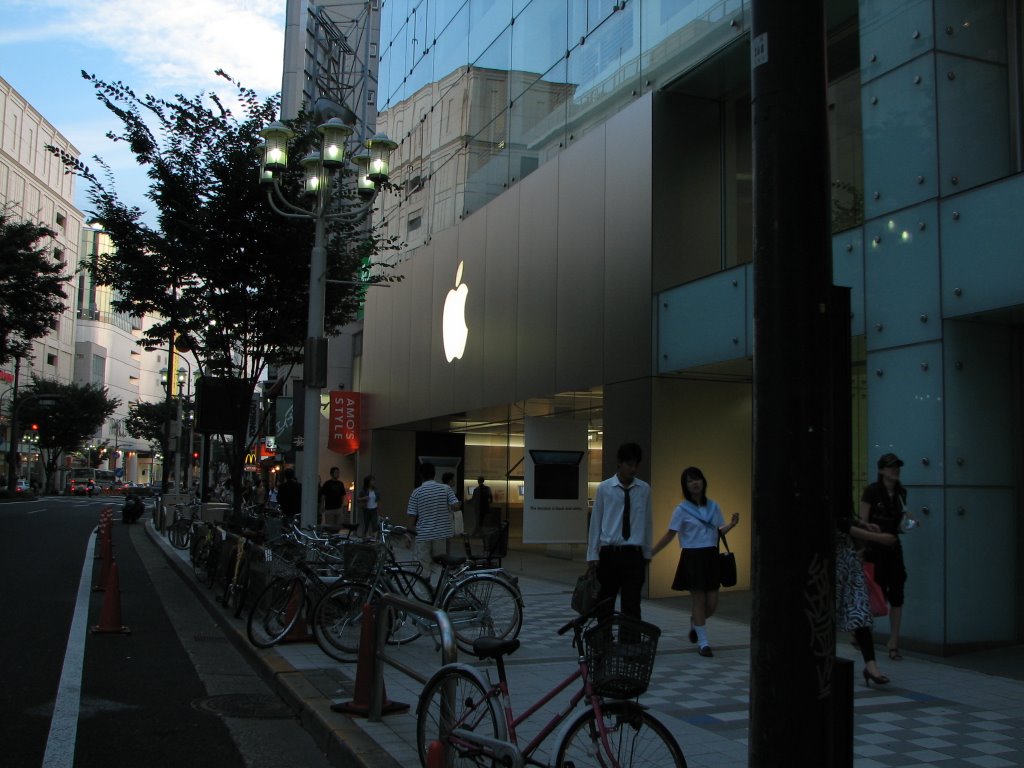 Apple Store in Nagoya, Nagoya city, Aichi, JAPAN by MASATO “syntaxsystem…