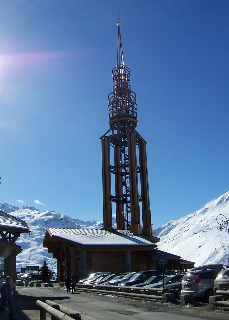 Les Menuires church by chriswatson