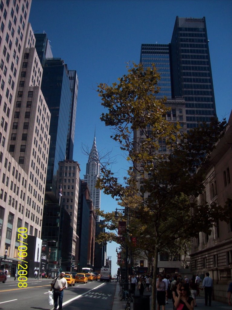 Chysler building de bryant park by Patrick Fleury