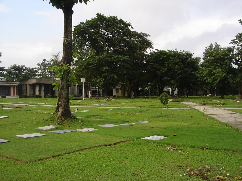 Loyolo Memorial Park Tanyong Marikina City by joa_jm_minho_letada