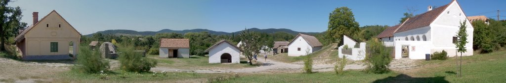 Bakony, Balaton-felvidék by Végh Lajos