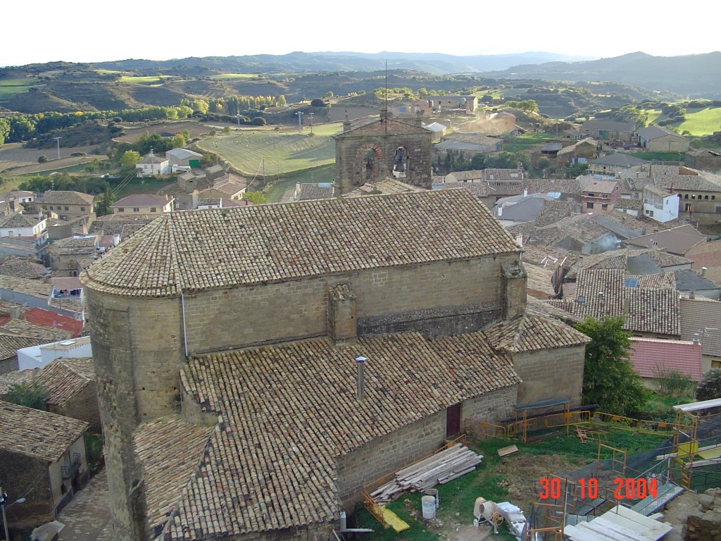 Luesia iglesia vista desde el castillo by Carlos "Rufo"