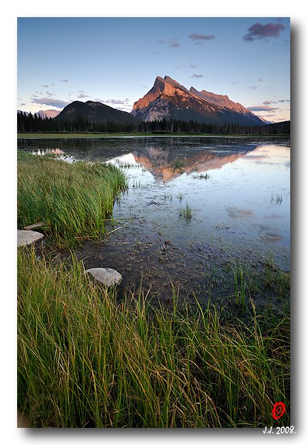 Mt. Rundle by jonzzzSH