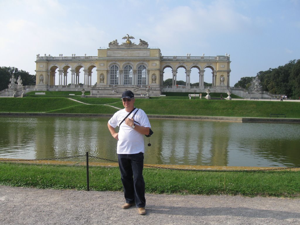 Schonbrunn gloriette by iosifpetran