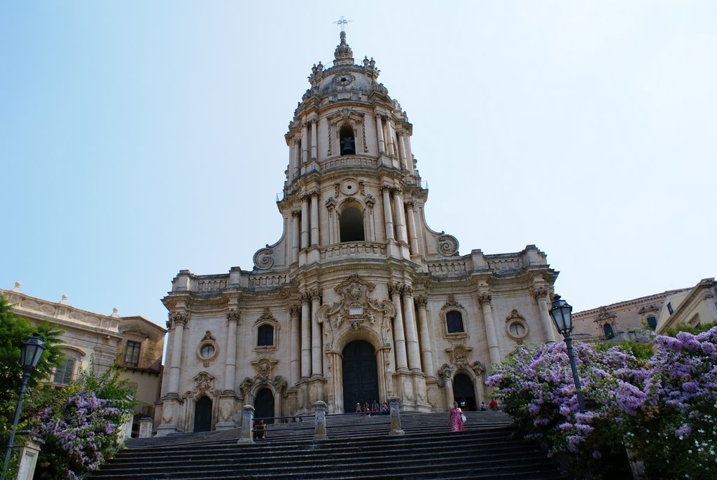 San Giorgio a Modica by romeocharlie