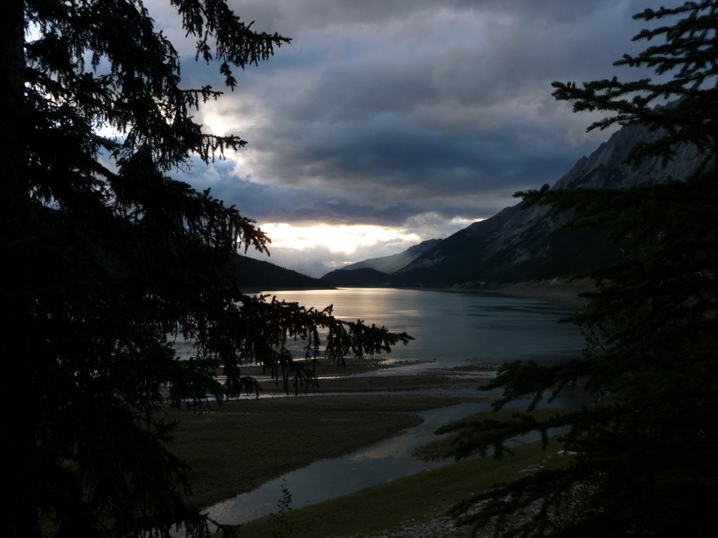 Medicine Lake, Jasper, Alberta, Canada by Jürgen Regel, Marian…