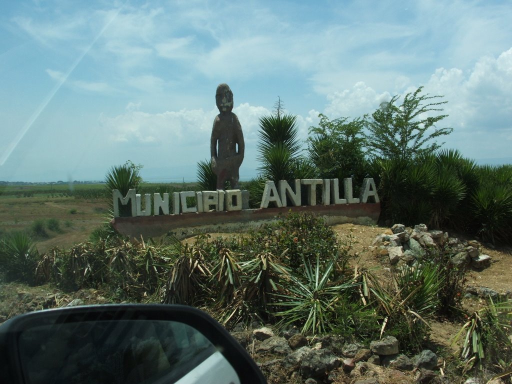 Bienvenidos a Antilla,Holguín.Cuba, Agosto 08. by Carlos&Yunia Gudiña …