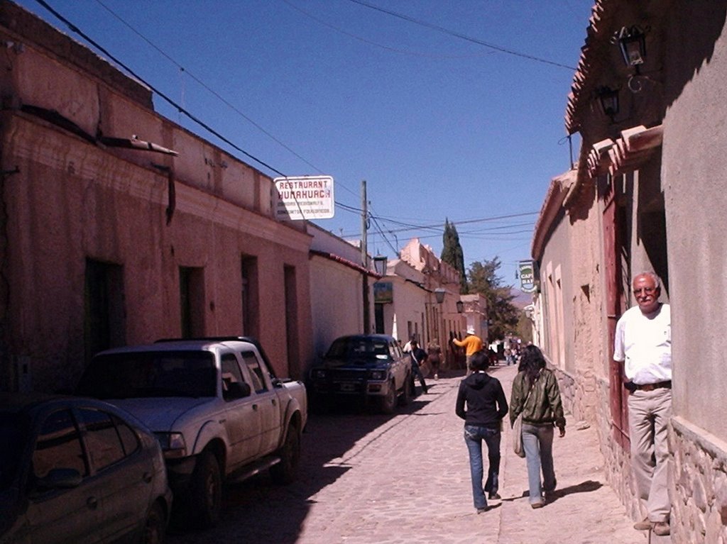 Callecita de Humahuaca Jujuy Argentina by canoso64